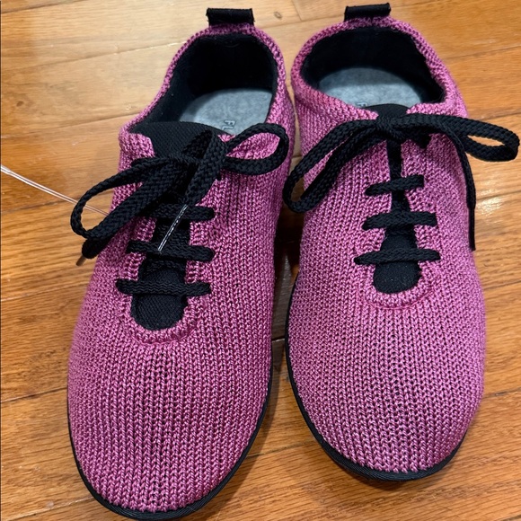 Arcopedico LS Shocks Women's / Men's Lace-Up 1151 '  Knit Shoes
-Lightly used - Picture 1 of 5